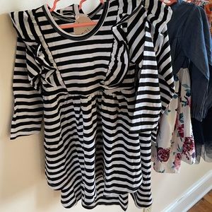 Super cute dress! 4t